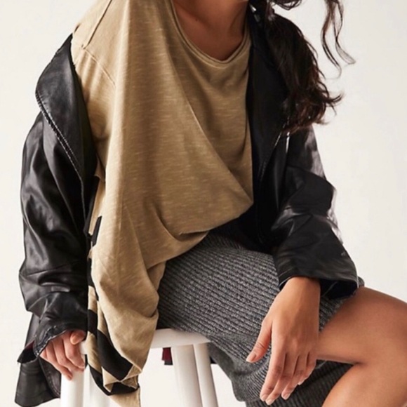 Free People, GENIUS TEE, SMALL, VERY OVERSIZED FIT! Last One! Brand NEW! - Picture 2 of 13